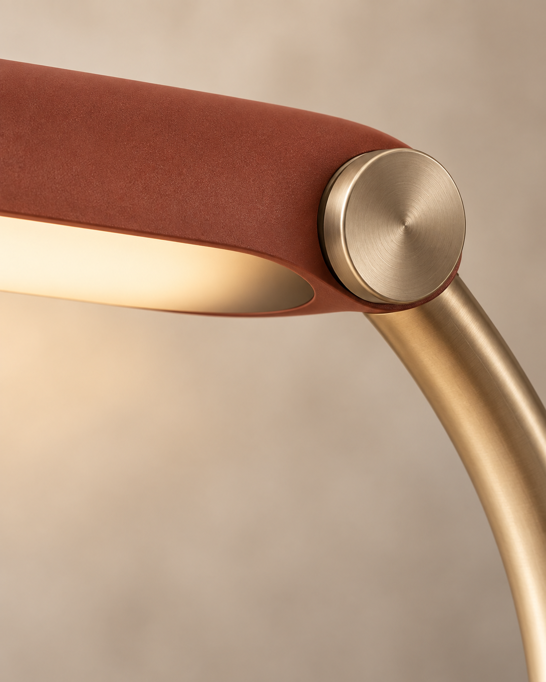 Nook Arc Wide-Beam Desktop Reading Lamp